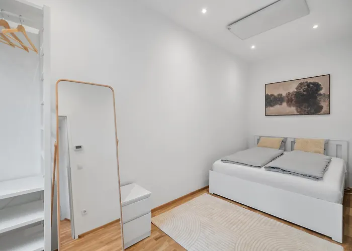 Inner - Near Schoenbrunn And Metro - Self Check-in Apartment